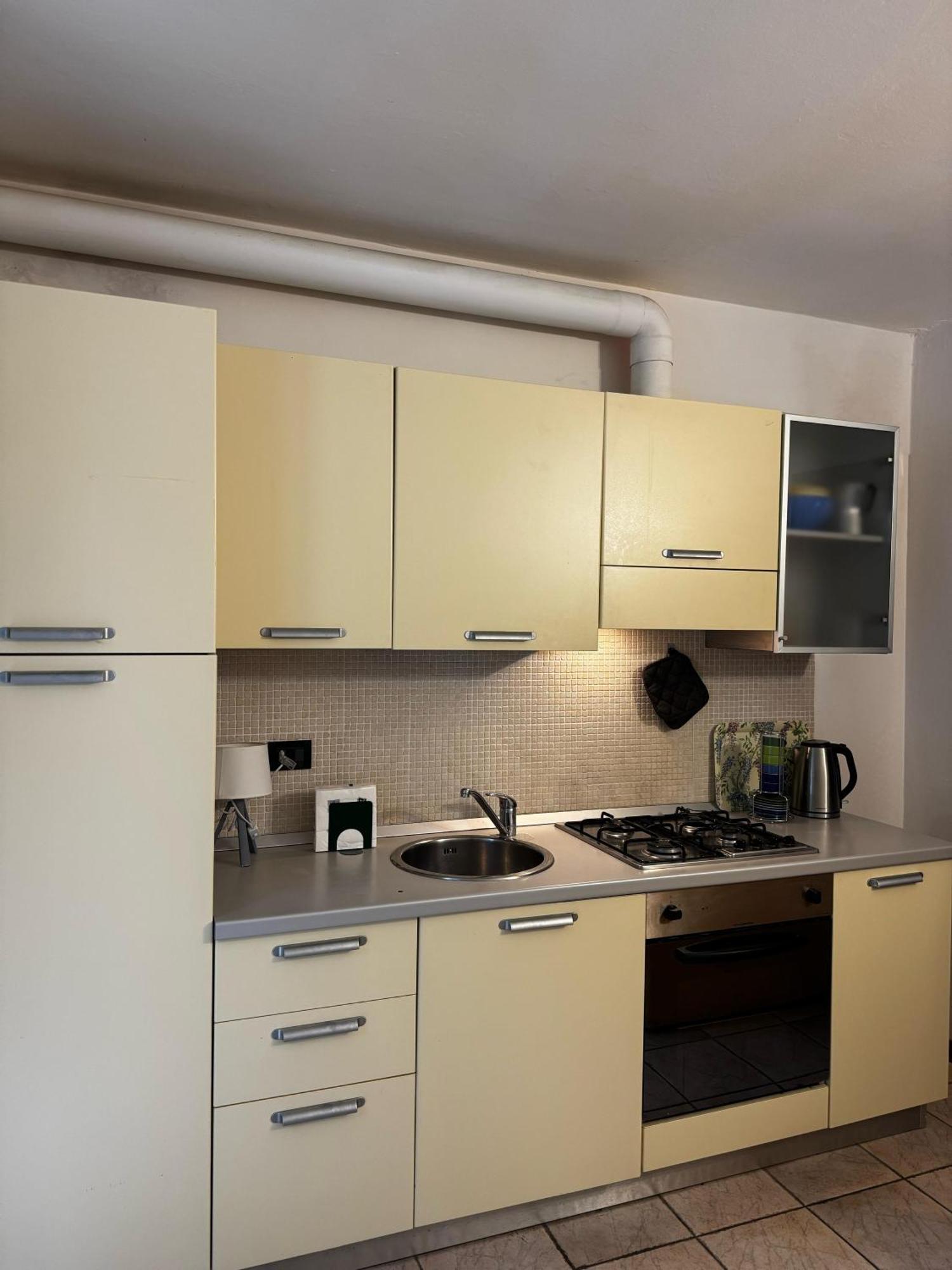 Wonderful Lake View Apartments With Pool With Breakfast Gardasee Torri Del Benaco Exterior foto